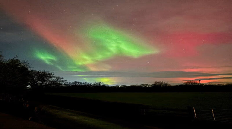 Έξπλοζιον Φωτός Στο Ουράνιο: Το Σέλας που Απειλεί την Τεχνολογία